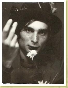 PhotoTheowebglaieuls1972